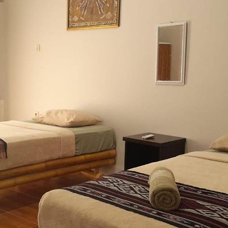 Selong Belanak Bungalows Exteriör bild