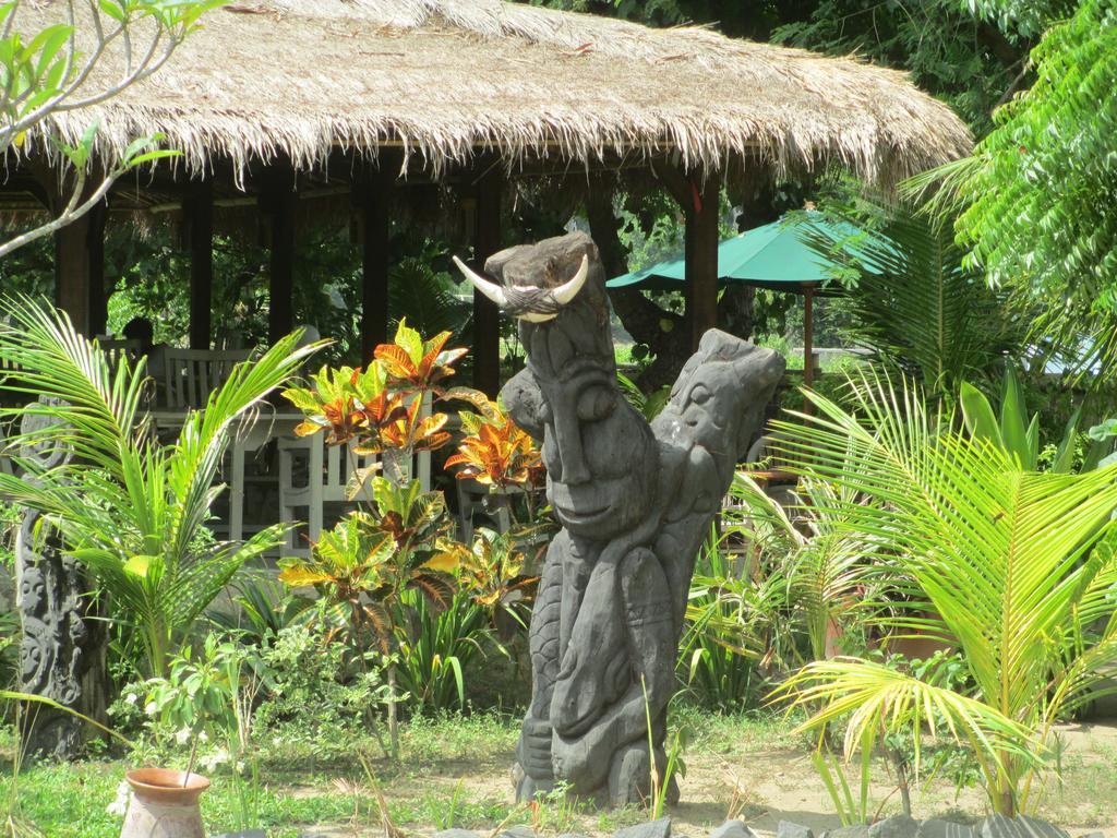 Selong Belanak Bungalows Exteriör bild