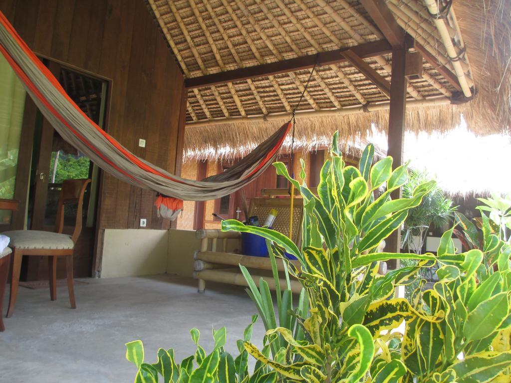 Selong Belanak Bungalows Exteriör bild