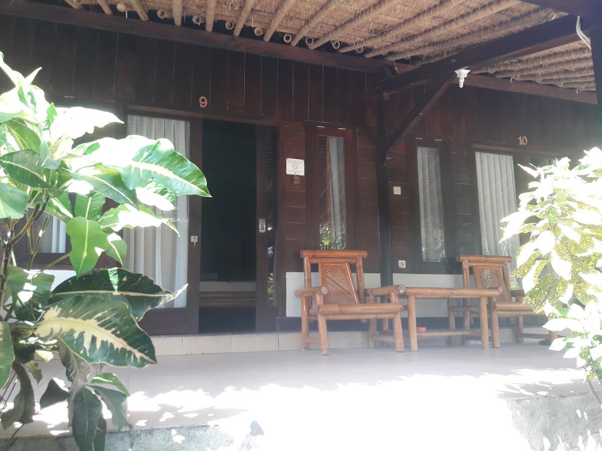 Selong Belanak Bungalows Exteriör bild